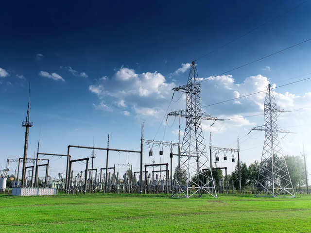 power grid share price: Power Grid shares fall 5% after Q1 net profit  declines - The Economic Times